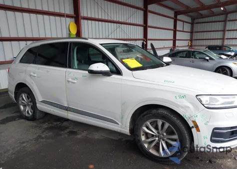 2018 Audi Q7 3.0T Premium z USA, uszkodzony, nr VIN WA1LAAF76JD018639